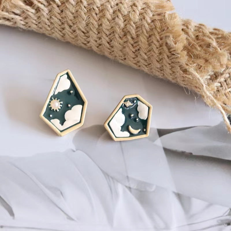 Ladies' National Style Dripping Oil Retro Stud Earrings