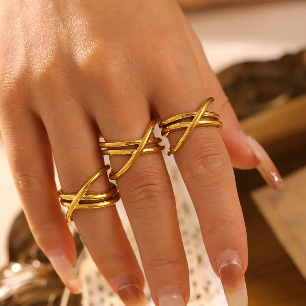 18K Gold - Plated Crisscross Ring - MYSTIQOR