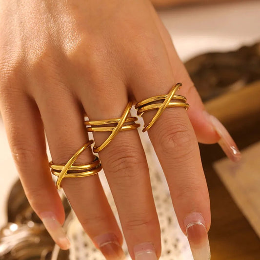 18K Gold - Plated Crisscross Ring - MYSTIQOR