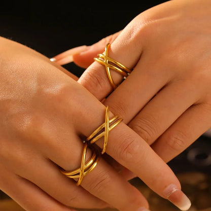 18K Gold - Plated Crisscross Ring - MYSTIQOR