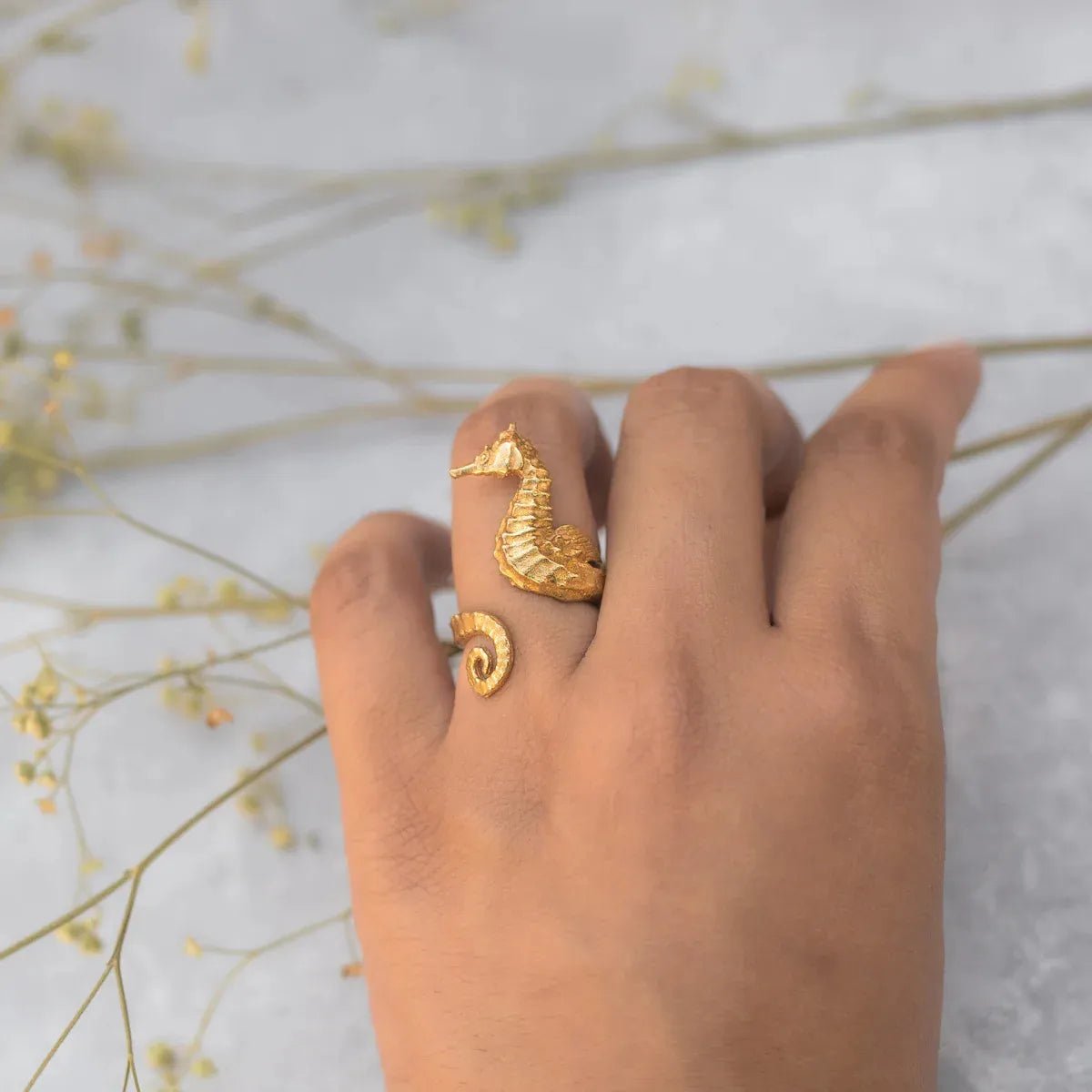 18K Gold - Plated Seahorse Wrap Adjustable Ring - MYSTIQOR