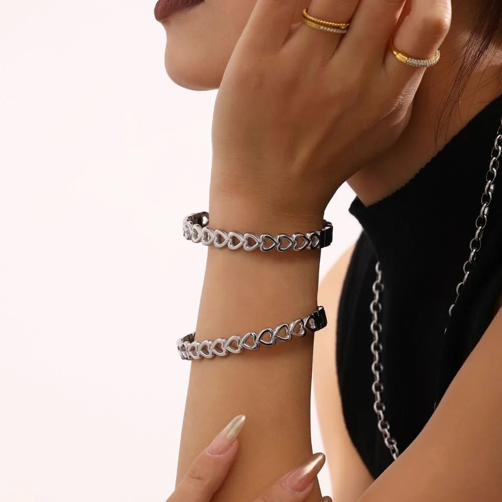 18K Gold - Plated Stainless Steel Heart Bracelet - MYSTIQOR