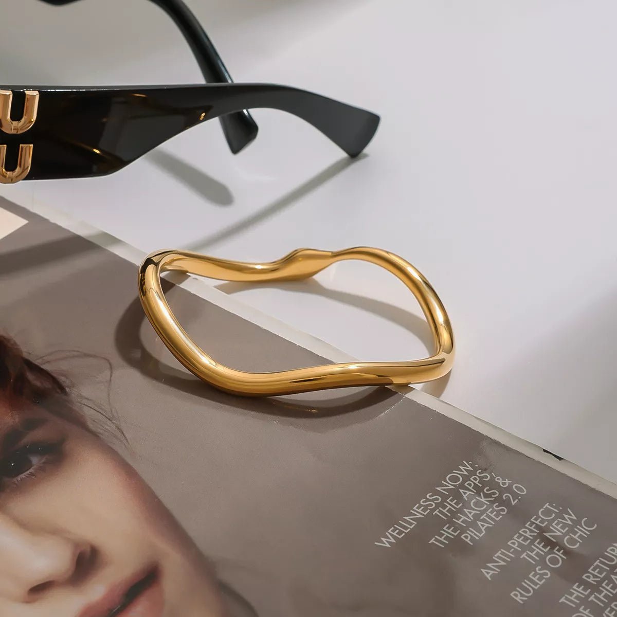 18K Gold - Plated Wave Bracelet - MYSTIQOR