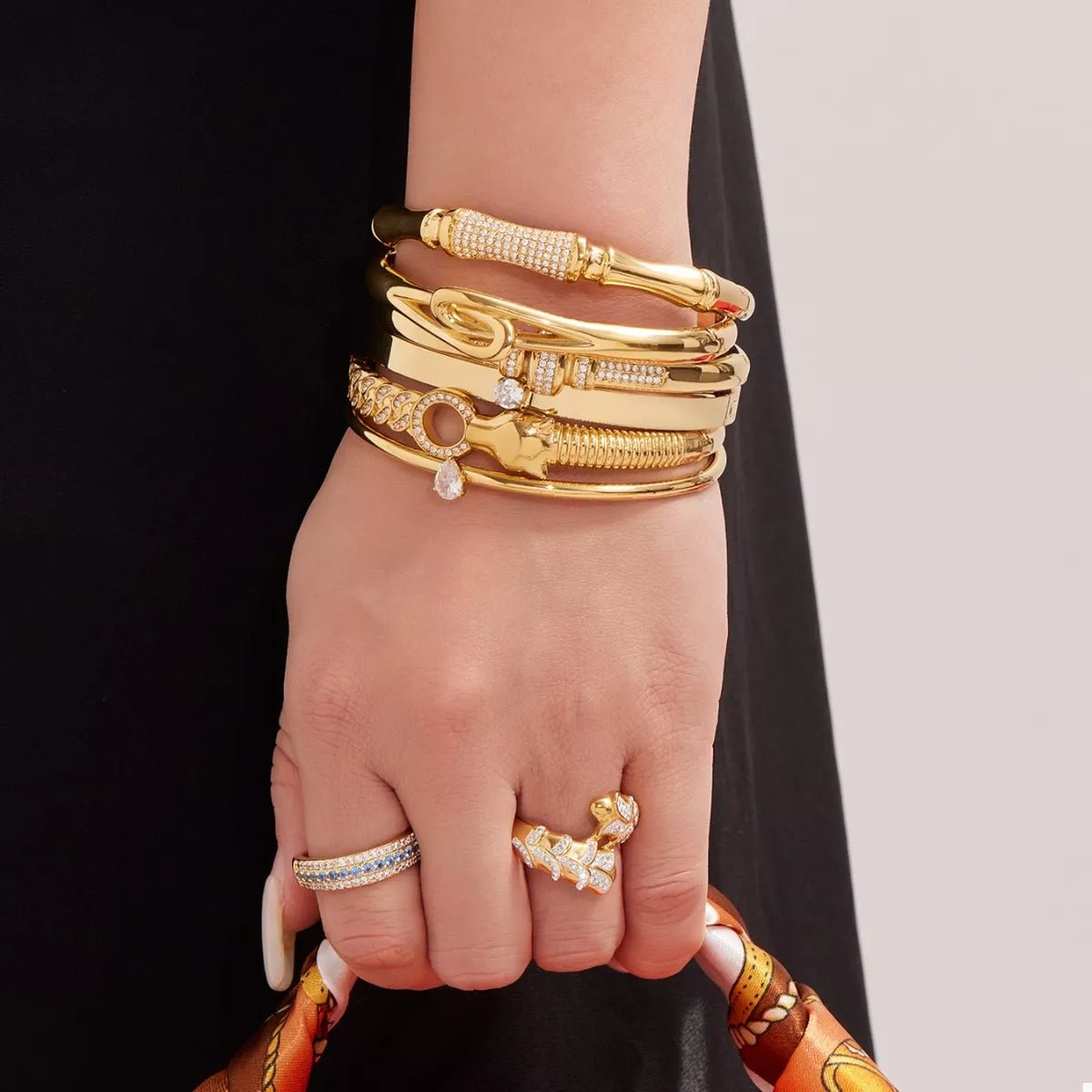 18K Gold - Plated Zircon Bracelet - MYSTIQOR