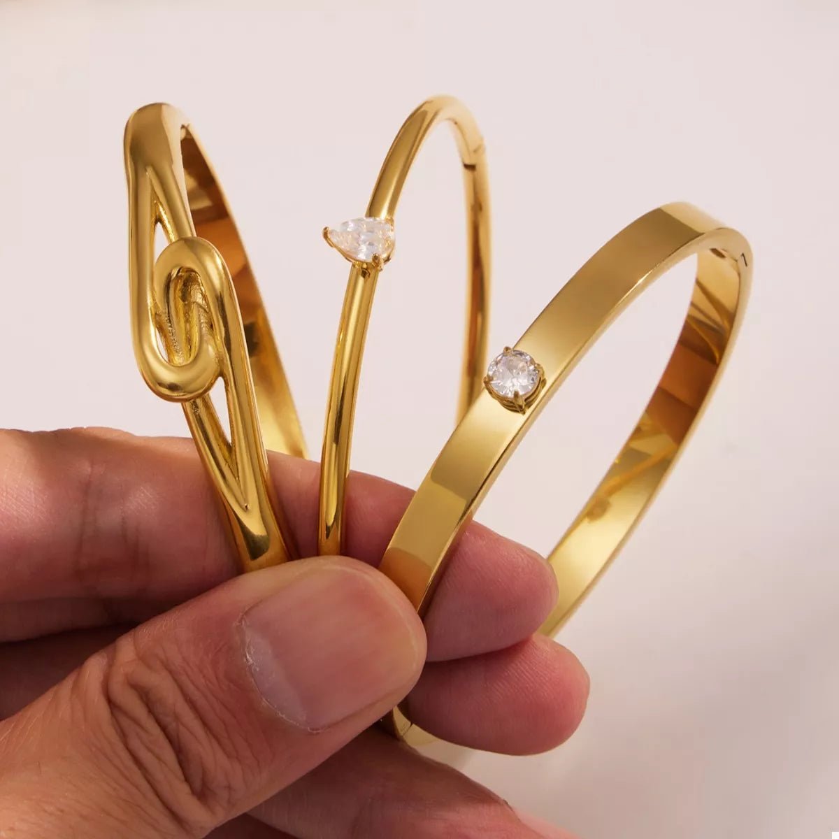 18K Gold - Plated Zircon Bracelet - MYSTIQOR