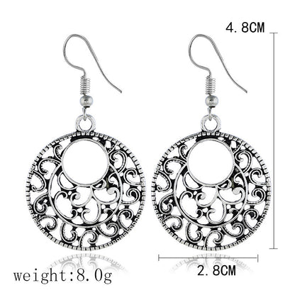 Hollow pattern earrings