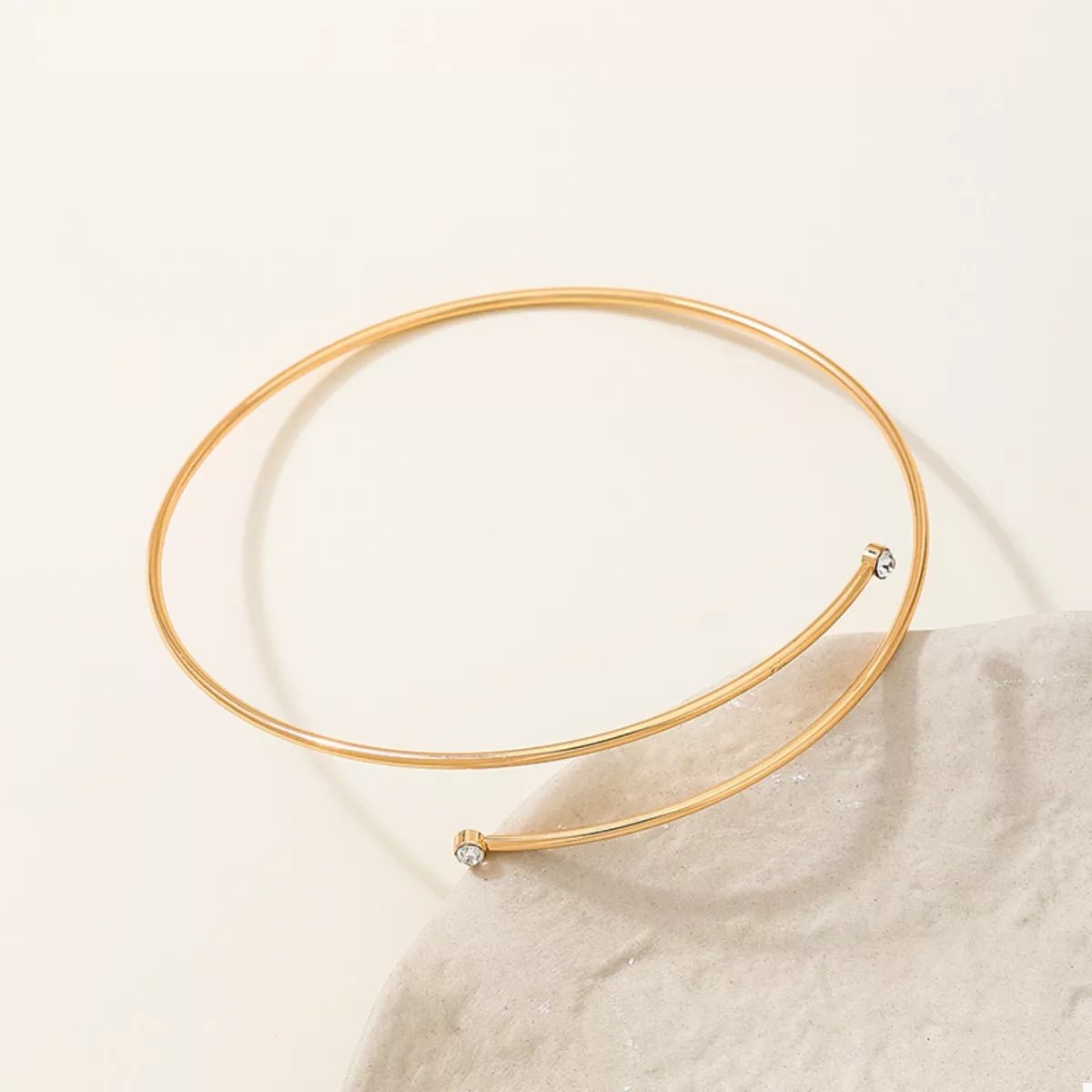 Delicate Gold Wire Upper Arm Bracelet - MYSTIQOR