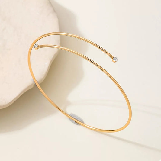 Delicate Gold Wire Upper Arm Bracelet - MYSTIQOR