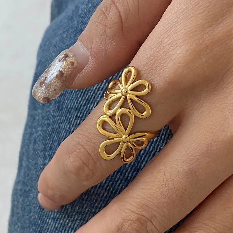 Stainless Steel Flower Ring - MYSTIQOR
