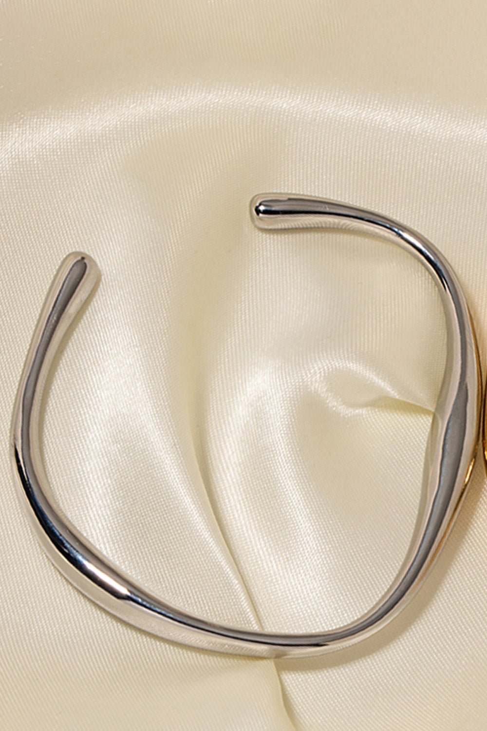 Stainless Steel Open Bracelet - MYSTIQOR