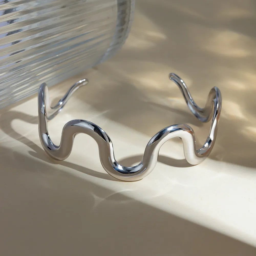 Stainless Steel Wave Shape Bracelet - MYSTIQOR