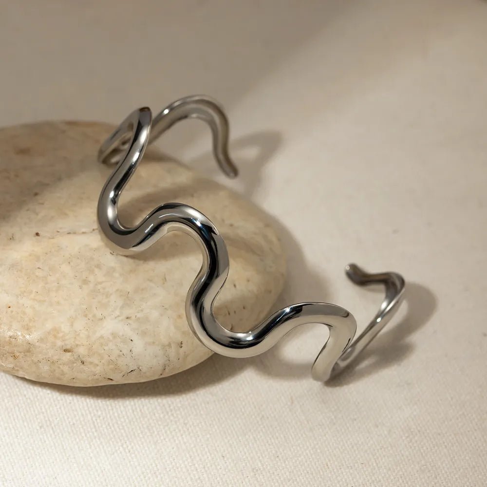 Stainless Steel Wave Shape Bracelet - MYSTIQOR