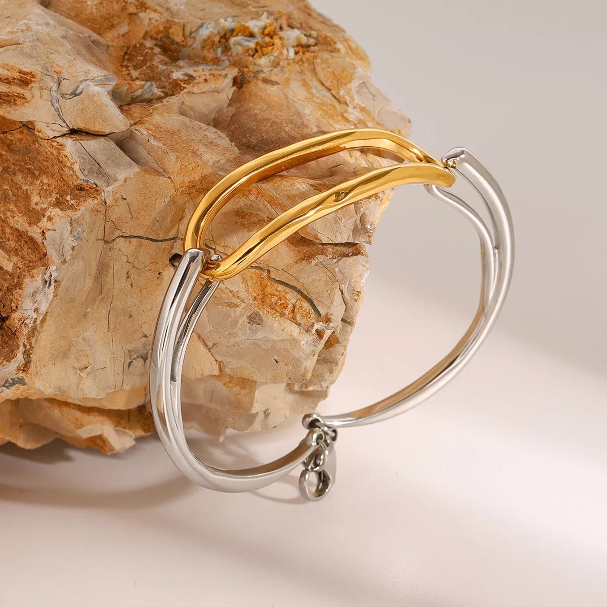 Two - Tone Geometric Link Bracelet - MYSTIQOR